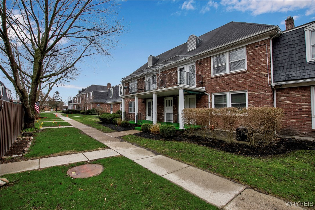 1410 Maple Road #8, Amherst, New York image 3