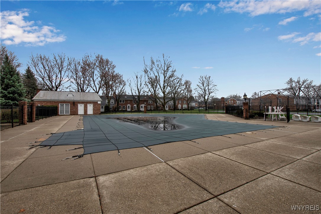 1410 Maple Road #8, Amherst, New York image 4