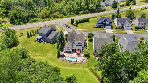 Tiny photo for 13 Greenside Drive, Grand Island, NY 14072 (MLS # B1701559)