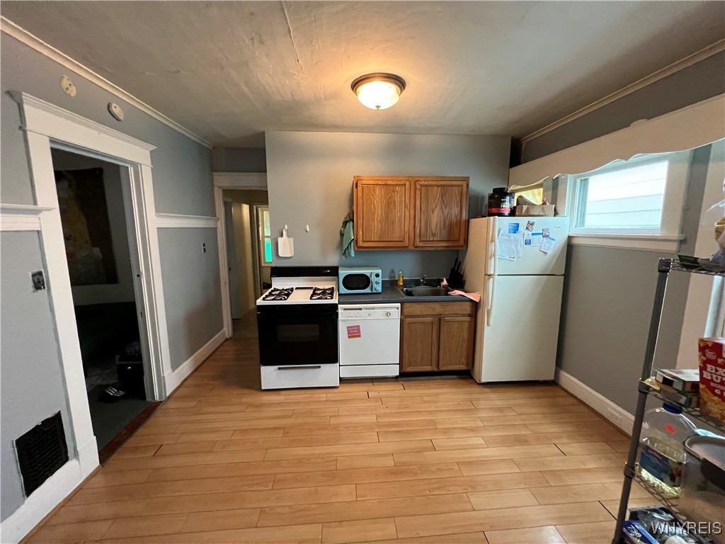 145 Merrimac Street, Buffalo, New York image 3