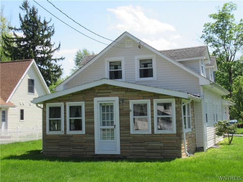 Photo for 401 Lakeside Road