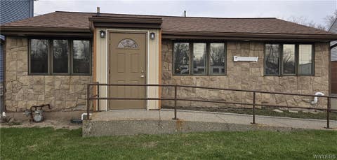 Homes For Rent - 2655 Sheridan Drive<br/> Tonawanda, NY 14150