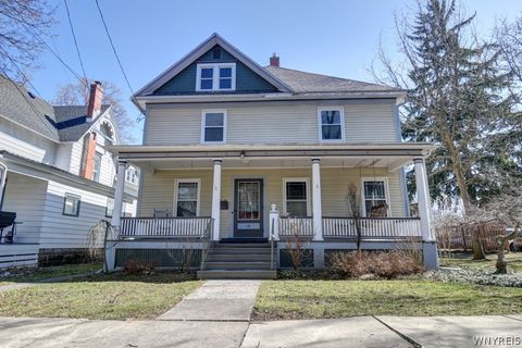 34 Park Place East Aurora NY 14052