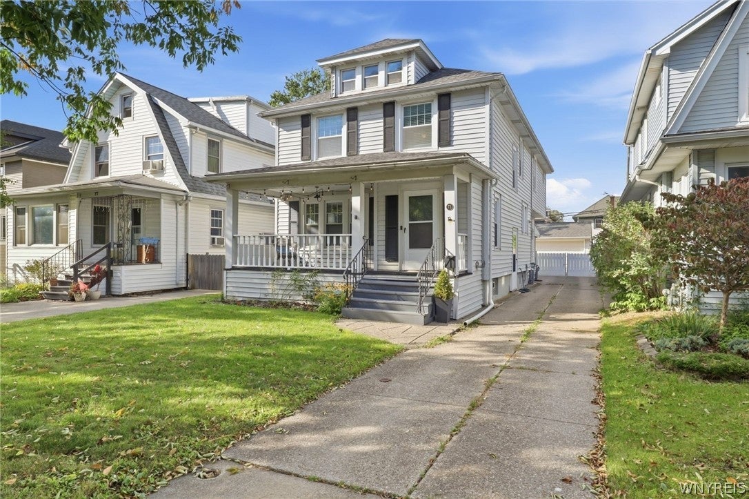 73 Victoria Boulevard