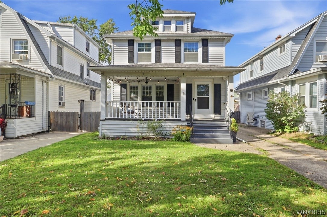 73 Victoria Boulevard