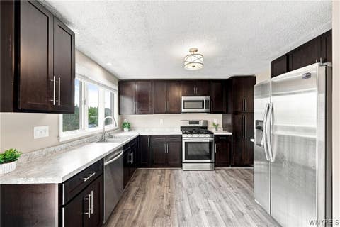 Tiny photo for 76 Doehaven Circle, Lancaster, NY 14043 (MLS # B1700288)