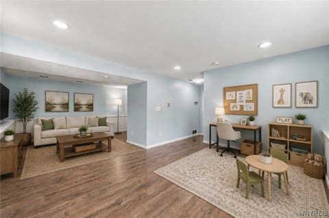 Tiny photo for 76 Doehaven Circle, Lancaster, NY 14043 (MLS # B1700288)