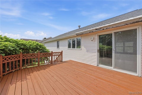 Tiny photo for 76 Doehaven Circle, Lancaster, NY 14043 (MLS # B1700288)