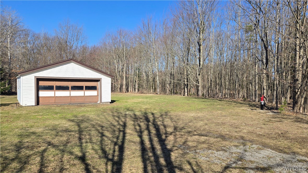 6194 Chestnut Ridge Road, Orchard Park, New York image 1