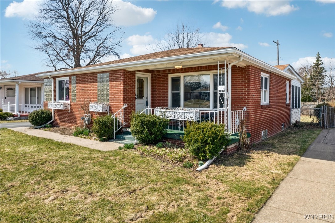 4848 Mount Vernon Boulevard, Hamburg, New York image 3