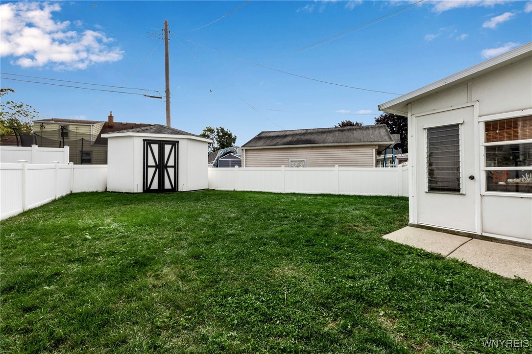 25 Seminole Parkway, Cheektowaga, New York image 4