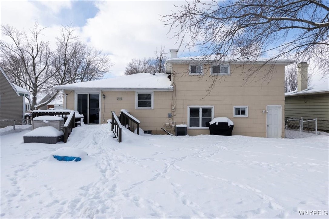 45 Kingston Lane, Cheektowaga, New York image 17