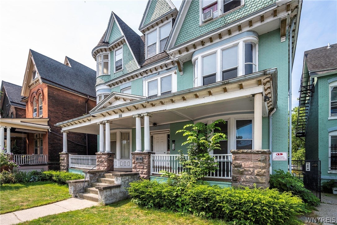 118 Cottage Street