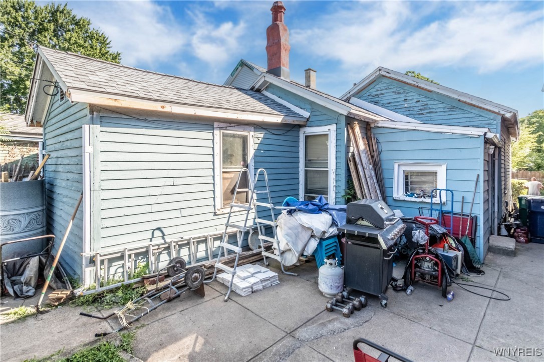 110 10th Street, Buffalo, New York image 5
