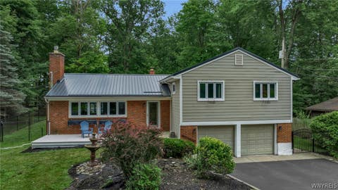 Homes For Sale - 265 Paradise Road<br/> Erie County, Amherst, NY 14051
