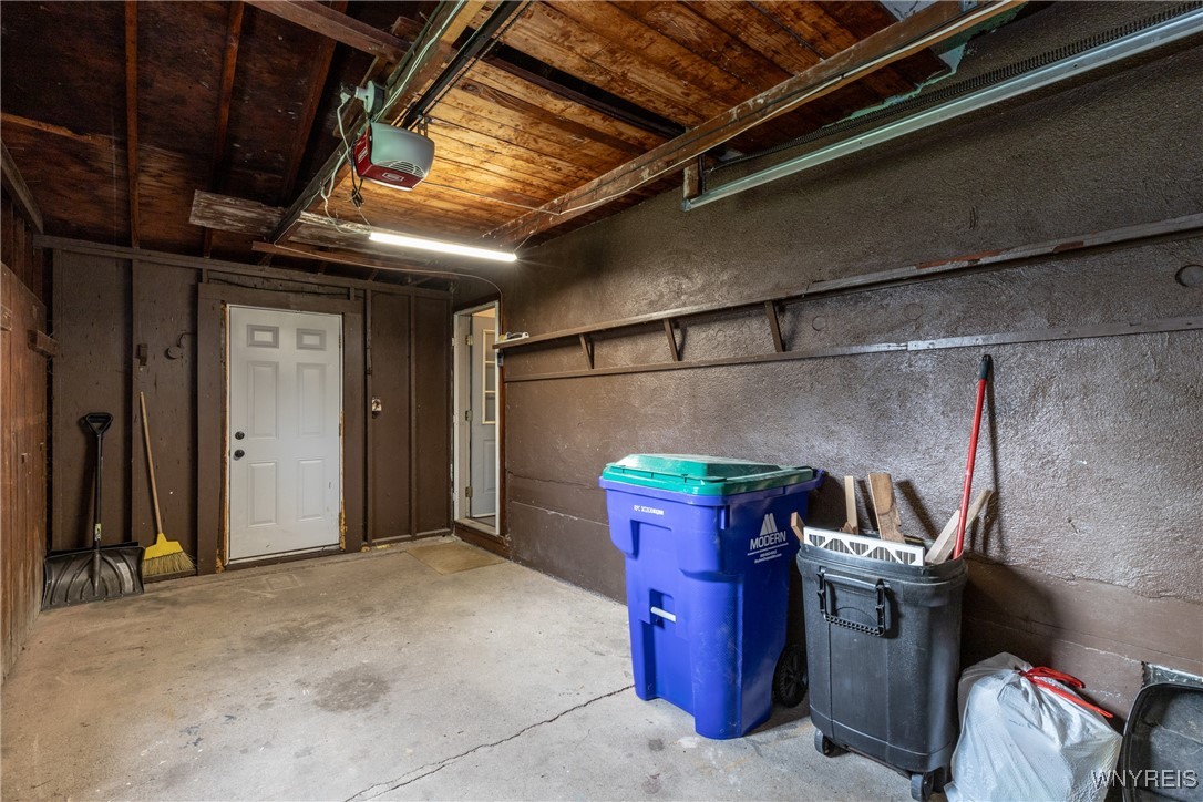 986 N Brookside Drive, Lewiston, New York image 35