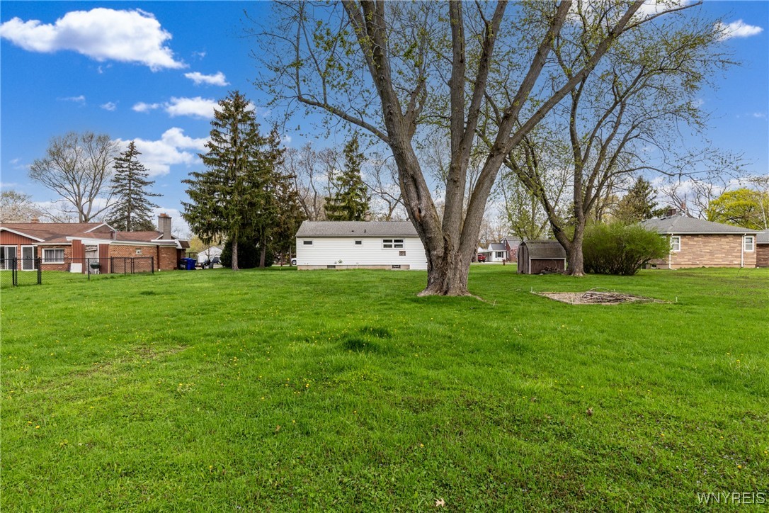 986 N Brookside Drive, Lewiston, New York image 7