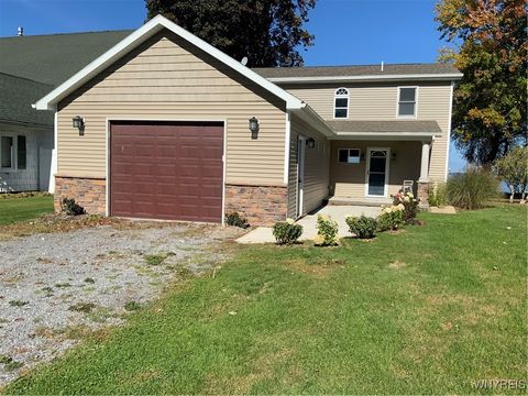 Homes For Sale - 15951 Ed Rose Shrs.<br/> Kendall, NY 14477