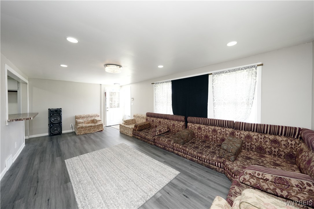 76 E Milnor Avenue, Lackawanna, New York image 19