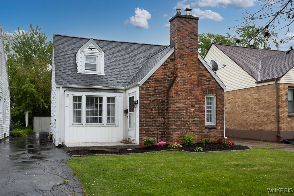 37 Marquette Avenue, Tonawanda, New York image 1