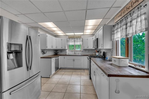 Tiny photo for 20 Court Street, Lancaster, NY 14086 (MLS # B1709032)