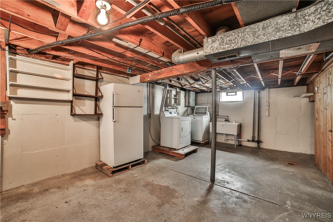 77 Tamarack Street, Buffalo, New York image 41