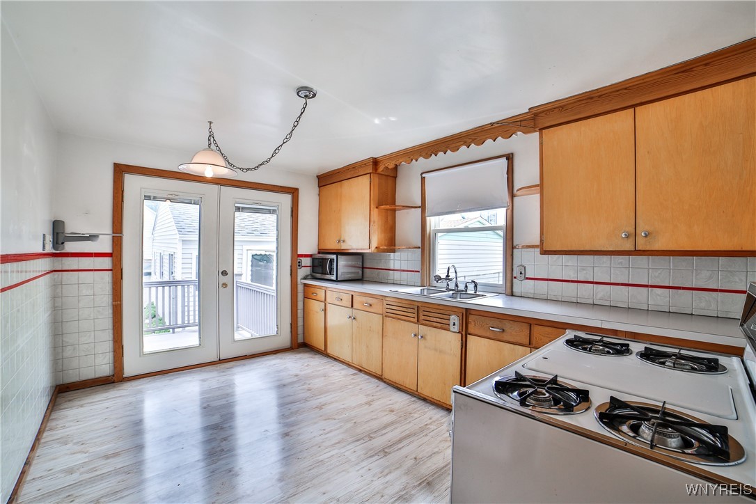 77 Tamarack Street, Buffalo, New York image 16