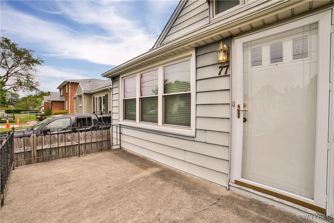 77 Tamarack Street, Buffalo, New York image 4
