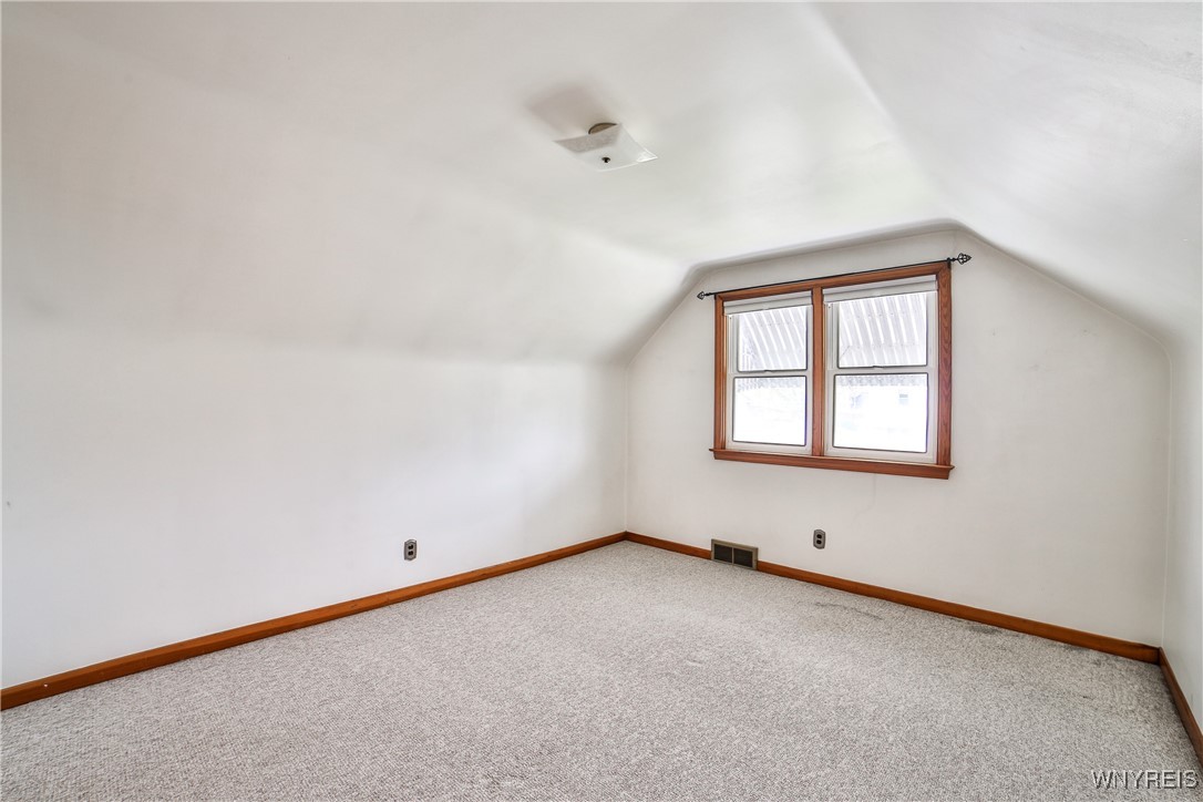 77 Tamarack Street, Buffalo, New York image 38
