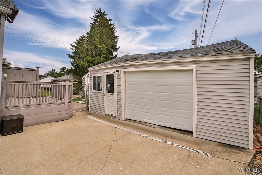 77 Tamarack Street, Buffalo, New York image 6