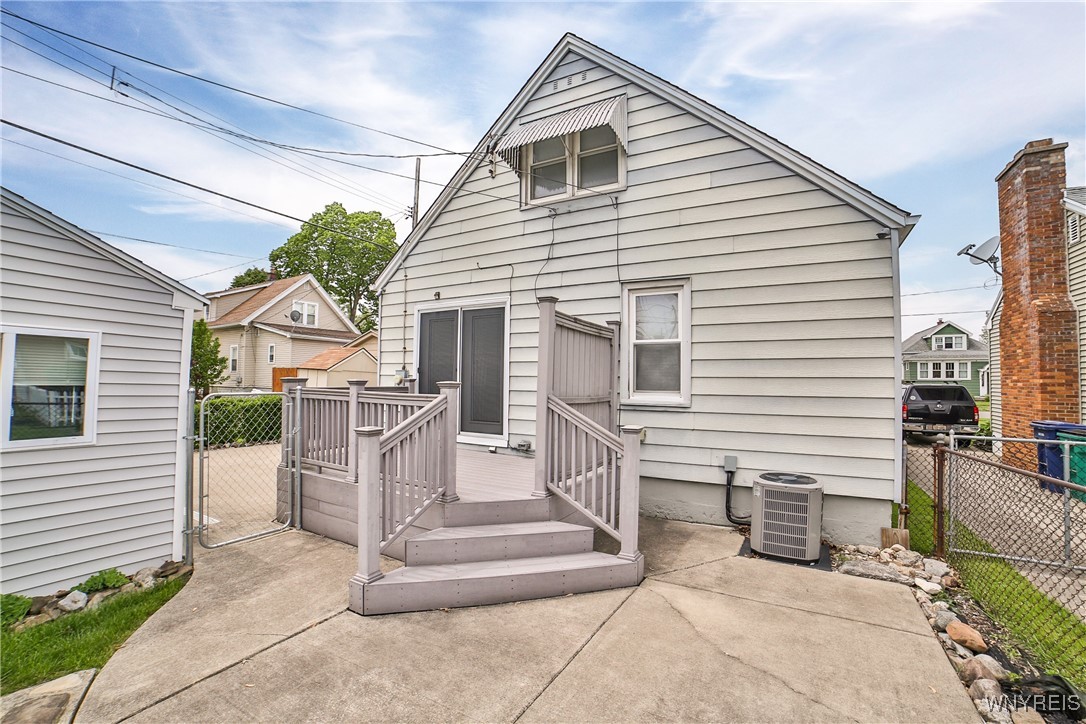 77 Tamarack Street, Buffalo, New York image 12