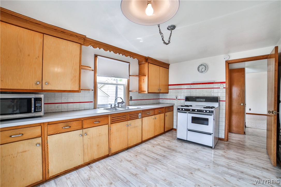 77 Tamarack Street, Buffalo, New York image 18
