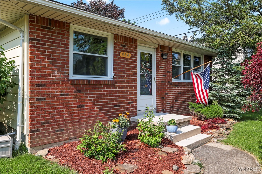 914 Reserve Road