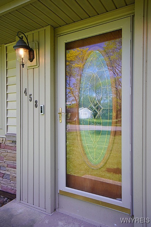 458 Kenwood Drive, Lewiston, New York image 3