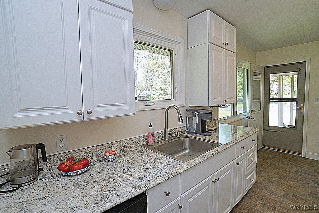 458 Kenwood Drive, Lewiston, New York image 15