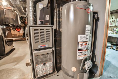 Tiny photo for 31 Rye Place, Tonawanda, NY 14150 (MLS # B1653997)