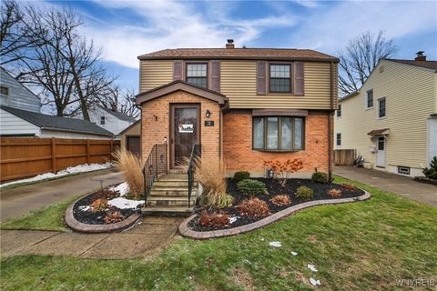 Photo of 31 Rye Place, Tonawanda, NY 14150 (MLS # B1653997)