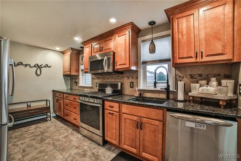 Tiny photo for 31 Rye Place, Tonawanda, NY 14150 (MLS # B1653997)