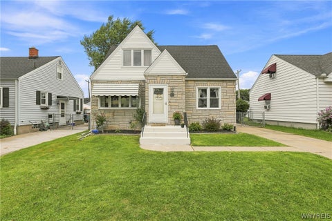 Homes For Sale - 67 June Road<br/> Erie County, Tonawanda, NY 14217