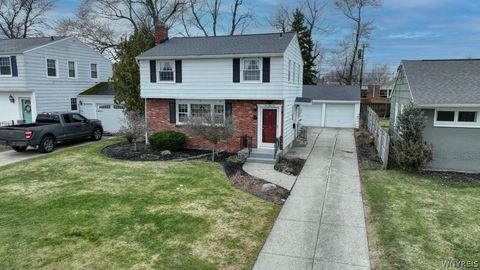 Homes For Sale - 256 Ashford Avenue<br/> Tonawanda, NY 14150