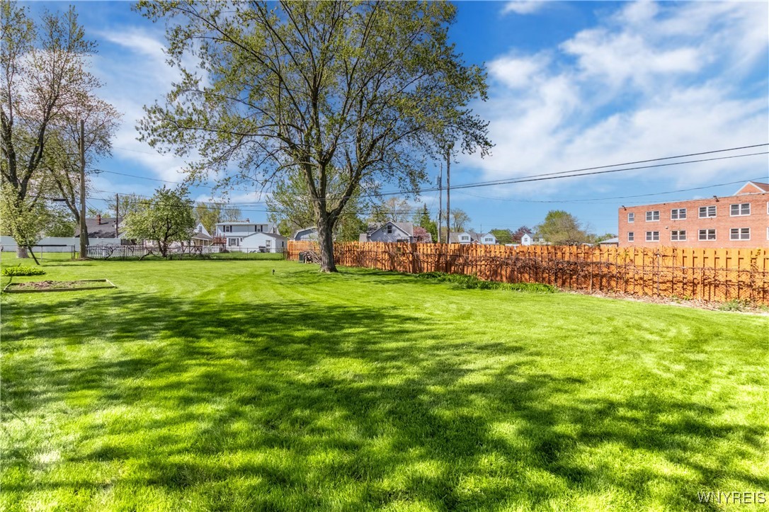 204 Briarhurst Drive, Tonawanda, New York image 40
