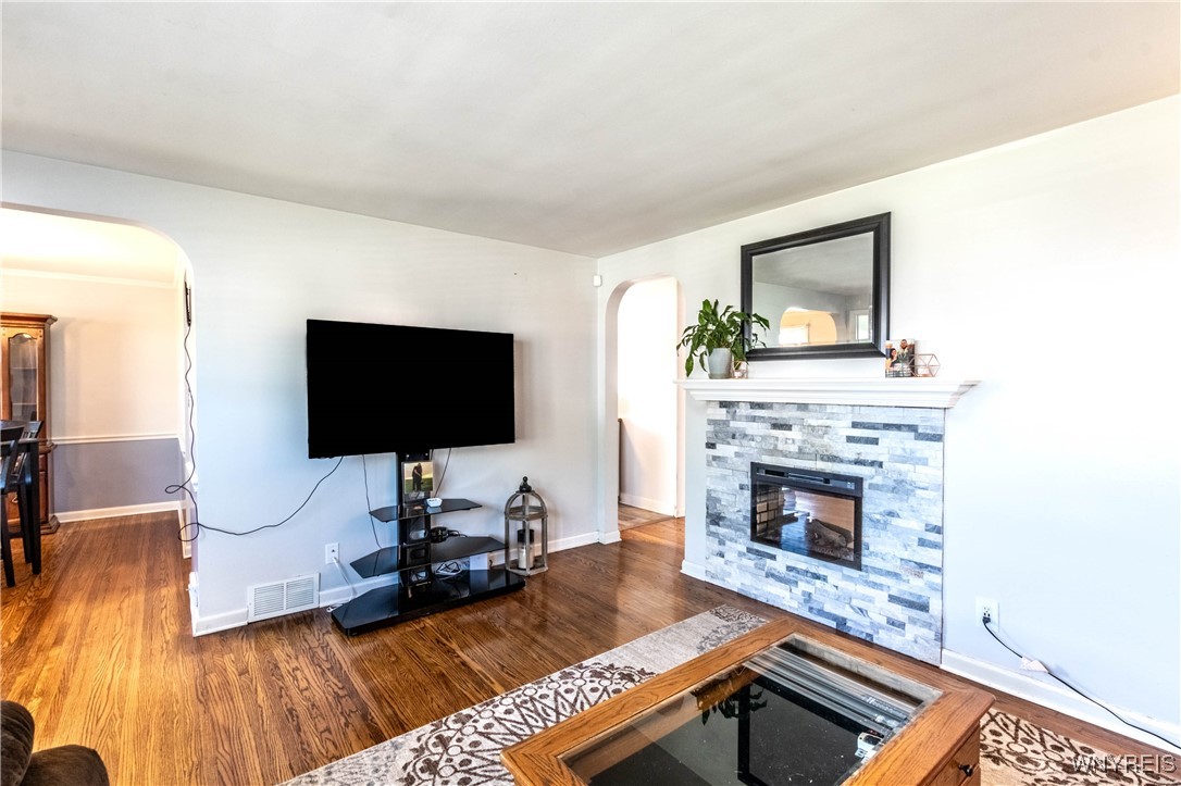 204 Briarhurst Drive, Tonawanda, New York image 5