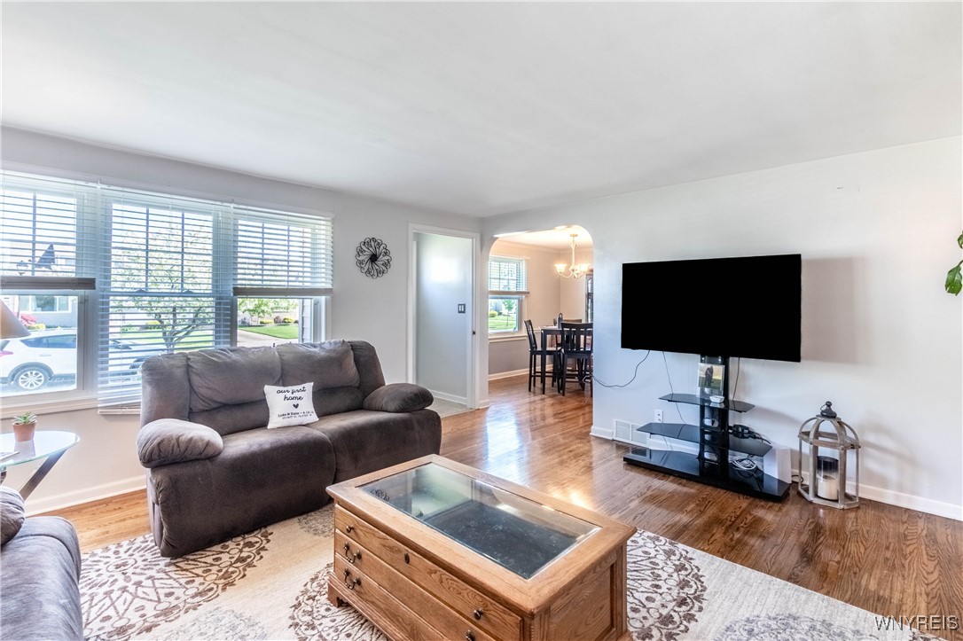 204 Briarhurst Drive, Tonawanda, New York image 6