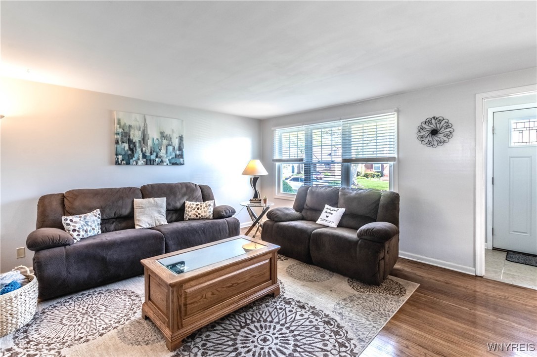 204 Briarhurst Drive, Tonawanda, New York image 4