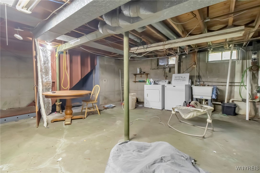 5080 Salt Road, Clarence, New York image 30