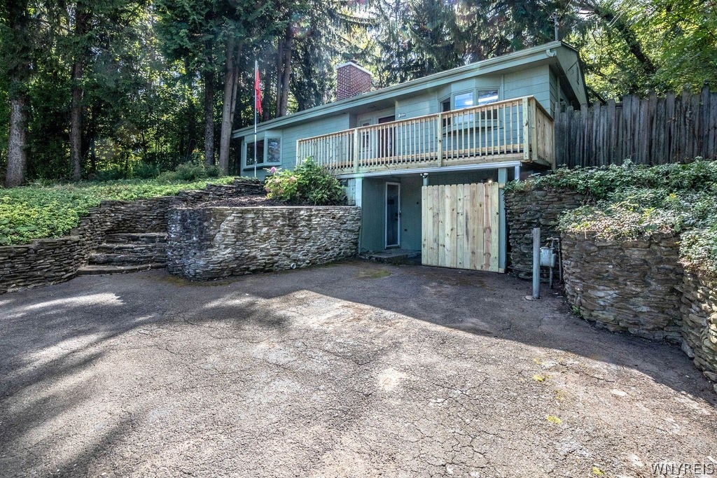 2867 Hillview Place