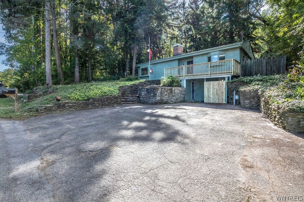 2867 Hillview Place