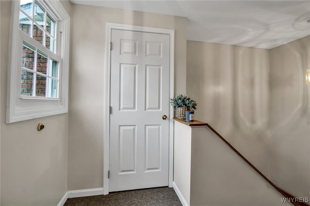 39 Olde Stone Lane