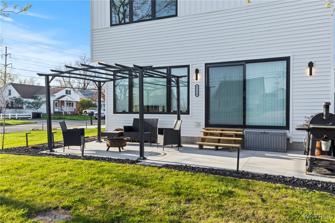5554 Lake Avenue, Orchard Park, New York image 38