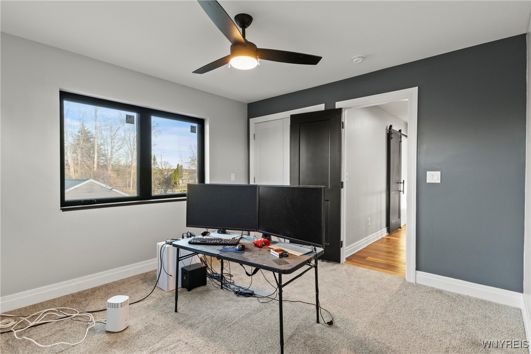 5554 Lake Avenue, Orchard Park, New York image 17